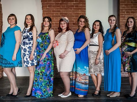 Участницы конкурса будущих мам Участницы конкурса будущих мам